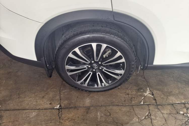 Used GAC Trumpchi GS5 2021 Advanced Model 270T Tech Smart Edition Right Rear Wheel Hub