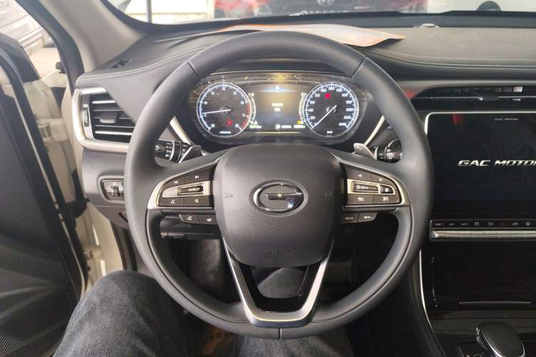 Used GAC Trumpchi GS5 2021 Advanced Model 270T Tech Smart Edition Steering Wheel
