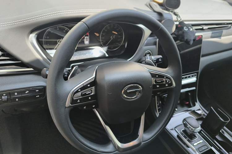 Used GAC Trumpchi GS5 2021 Advanced Model 270T Tech Smart Edition Steering Wheel