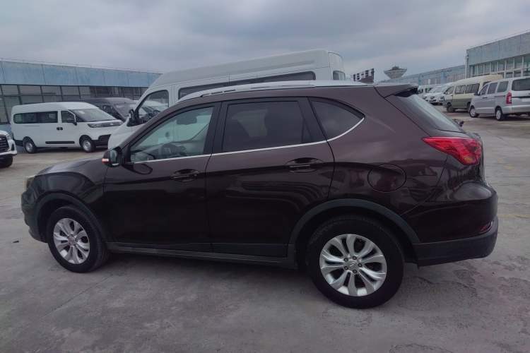 Used GAC Trumpchi GS5 Super 2015 2.0L Manual Two-Wheel Drive Elite Edition Left Side