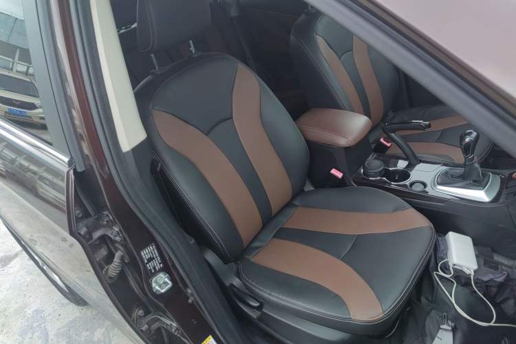 Used GAC Trumpchi GS5 Super 2015 2.0L Manual Two-Wheel Drive Elite Edition Right Front Seat