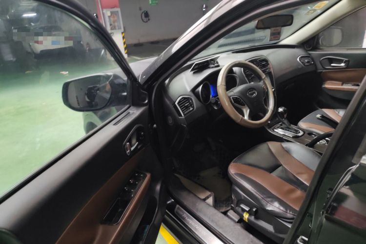 Used GAC Trumpchi GS5 Super 2015 1.8T Automatic Two-Wheel Drive Elite Edition Driver Seat