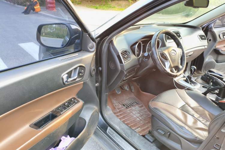 Used GAC Trumpchi GS5 Super 2015 2.0L Manual Two-Wheel Drive Elite Edition Driver Seat