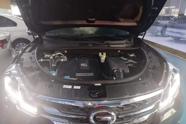 Used GAC Trumpchi GS5 Super 2015 1.8T Automatic Two-Wheel Drive Luxury Edition Engine Bay
