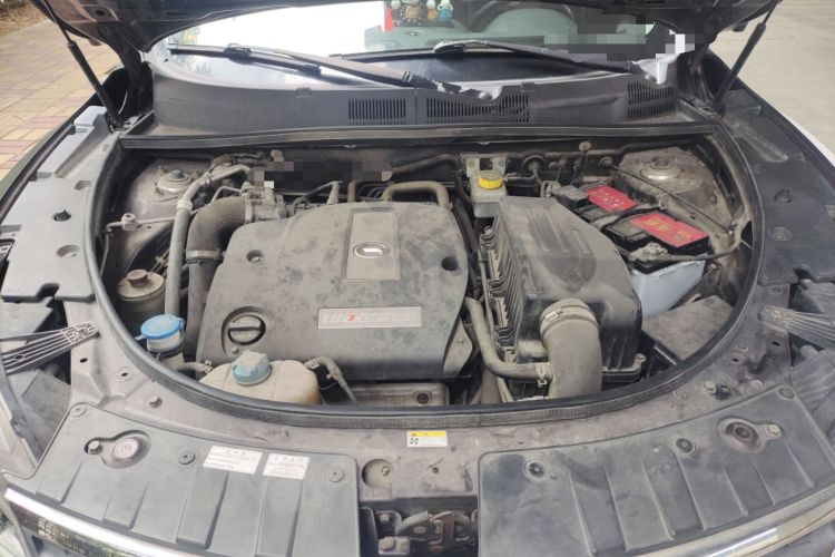 Used GAC Trumpchi GS5 Super 2015 1.8T Automatic Two-Wheel Drive Luxury Navigation Edition Engine Bay
