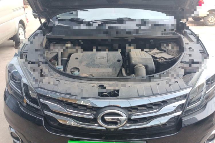 Used GAC Trumpchi GS5 Super 2015 1.8T Automatic Two-Wheel Drive Luxury Edition Engine Bay