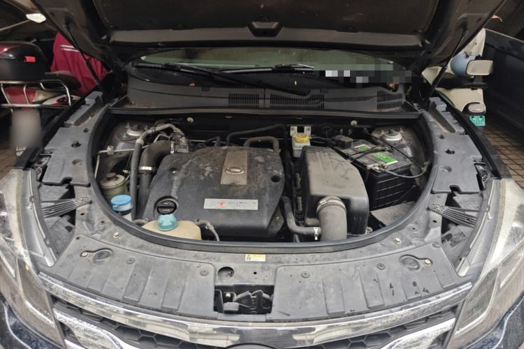 Used GAC Trumpchi GS5 Super 2015 1.8T Automatic Two-Wheel Drive Luxury Navigation Edition Engine Bay