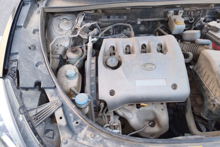 Used GAC Trumpchi GS5 Super 2015 2.0L Manual Two-Wheel Drive Elite Edition Engine Bay Right