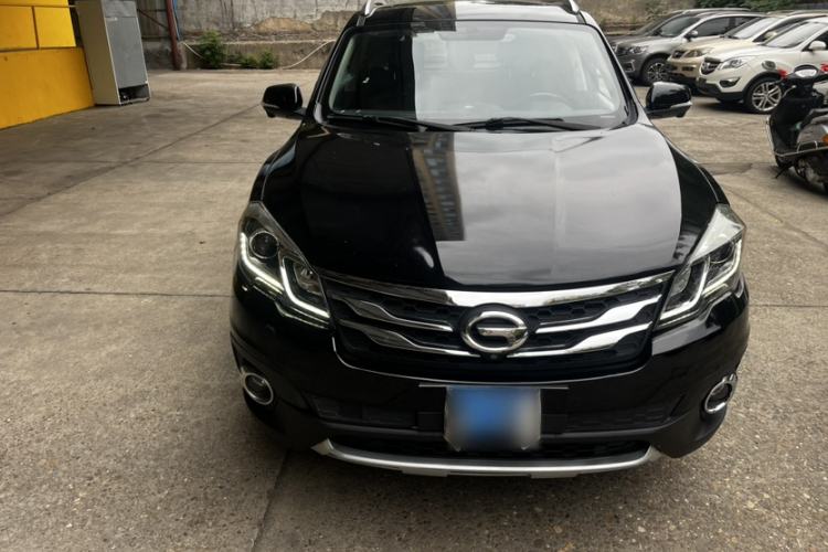 Used GAC Trumpchi GS5 Super 2015 2.0L Automatic Two-Wheel Drive Luxury Navigation Edition Exterior 1