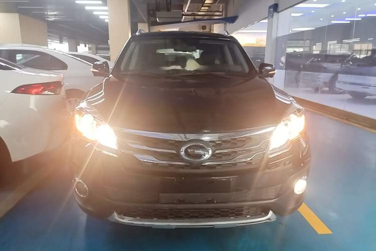 Used GAC Trumpchi GS5 Super 2015 1.8T Automatic Two-Wheel Drive Luxury Edition Front