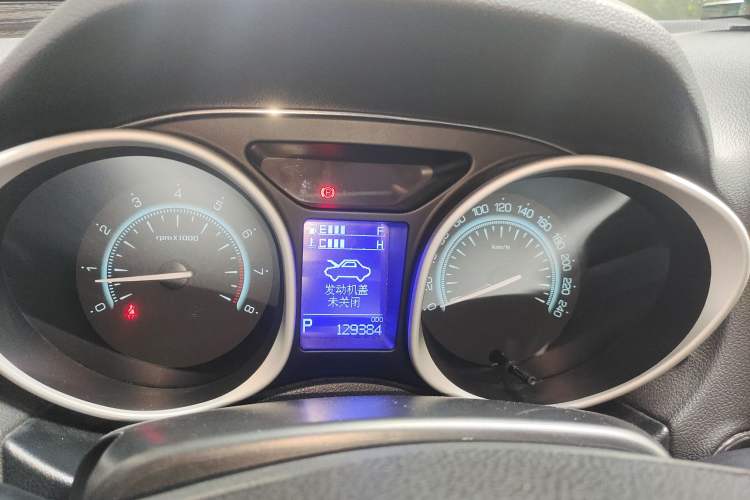 Used GAC Trumpchi GS5 Super 2015 1.8T Automatic Two-Wheel Drive Luxury Navigation Edition Instrument Cluster
