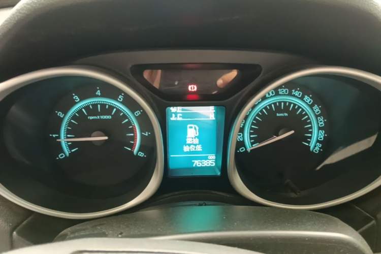 Used GAC Trumpchi GS5 Super 2015 2.0L Manual Two-Wheel Drive Elite Edition Instrument Cluster