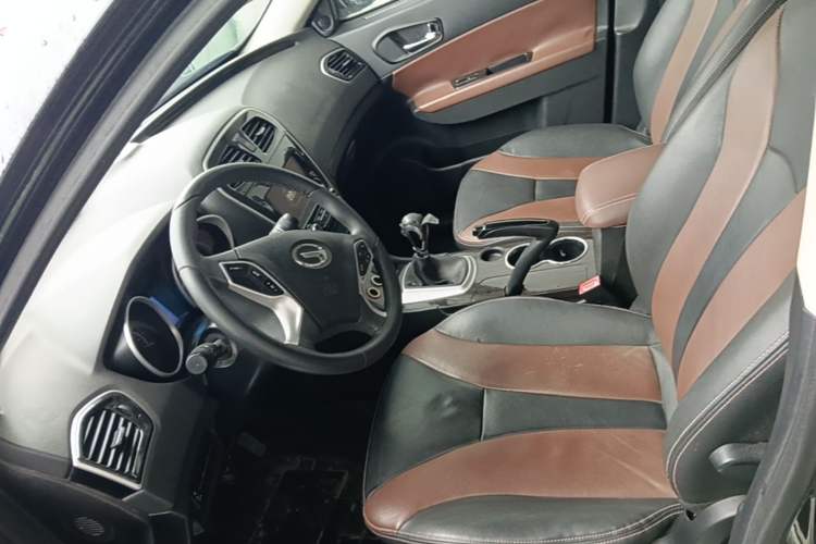 Used GAC Trumpchi GS5 Super 2015 2.0L Manual Two-Wheel Drive Elite Edition Left Front Seat