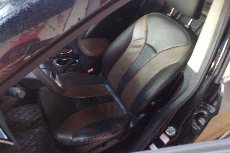 Used GAC Trumpchi GS5 Super 2015 2.0L Automatic Two-Wheel Drive Elite Edition Left Front Seat