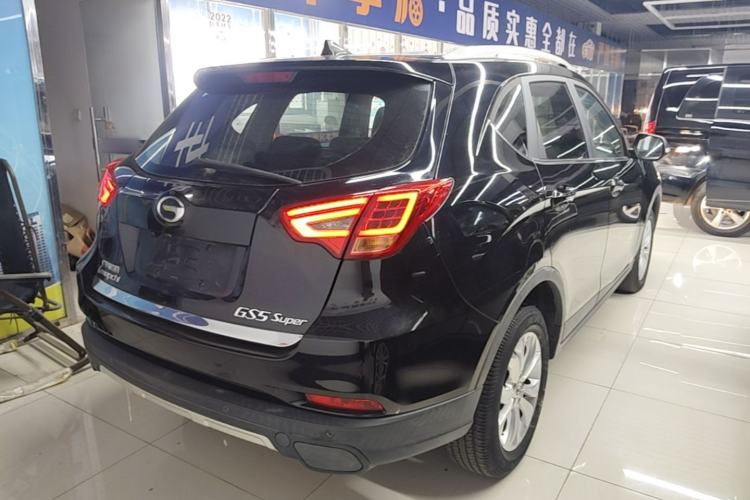 Used GAC Trumpchi GS5 Super 2015 2.0L Automatic Two-Wheel Drive Elite Edition Rear Right 45 Deg