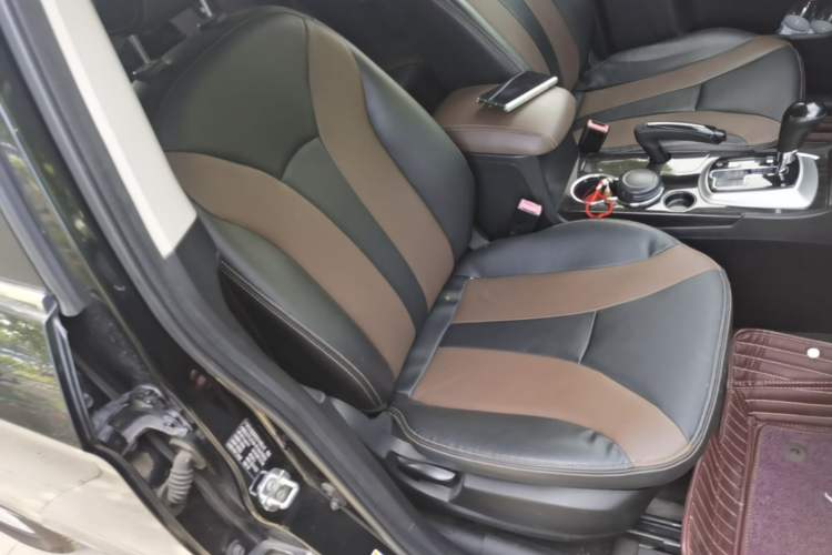 Used GAC Trumpchi GS5 Super 2015 2.0L Automatic Two-Wheel Drive Elite Edition Right Front Seat