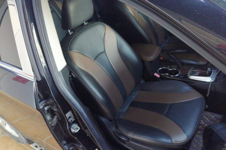 Used GAC Trumpchi GS5 Super 2015 2.0L Automatic Two-Wheel Drive Elite Edition Right Front Seat