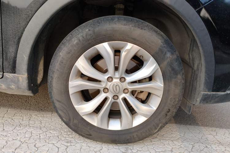 Used GAC Trumpchi GS5 Super 2015 2.0L Manual Two-Wheel Drive Elite Edition Right Front Wheel Hub