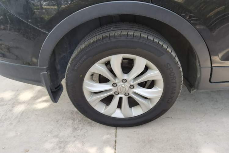 Used GAC Trumpchi GS5 Super 2015 2.0L Automatic Two-Wheel Drive Elite Edition Right Rear Wheel Hub