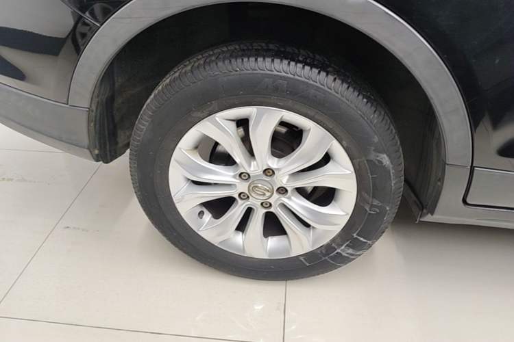 Used GAC Trumpchi GS5 Super 2015 2.0L Automatic Two-Wheel Drive Elite Edition Right Rear Wheel Hub