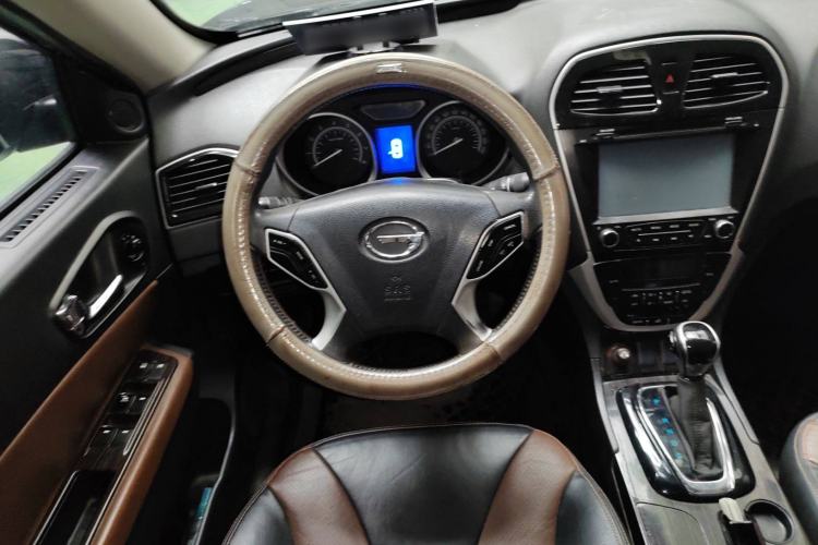 Used GAC Trumpchi GS5 Super 2015 1.8T Automatic Two-Wheel Drive Elite Edition Steering Wheel