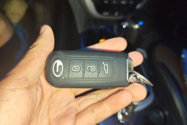 Used GAC Trumpchi GS5 Super 2015 2.0L Automatic Two-Wheel Drive Elite Edition Vehicle Key