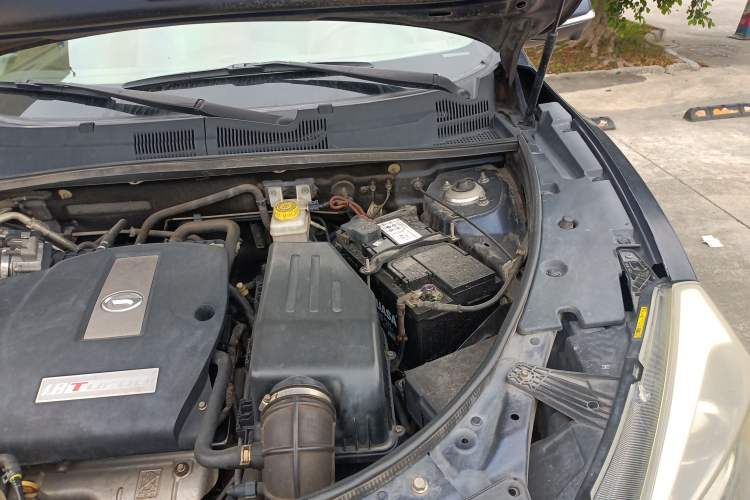 Used GAC Trumpchi GS5 Super 2015 1.8T Automatic 4x4 Prestige Edition Engine Bay Left