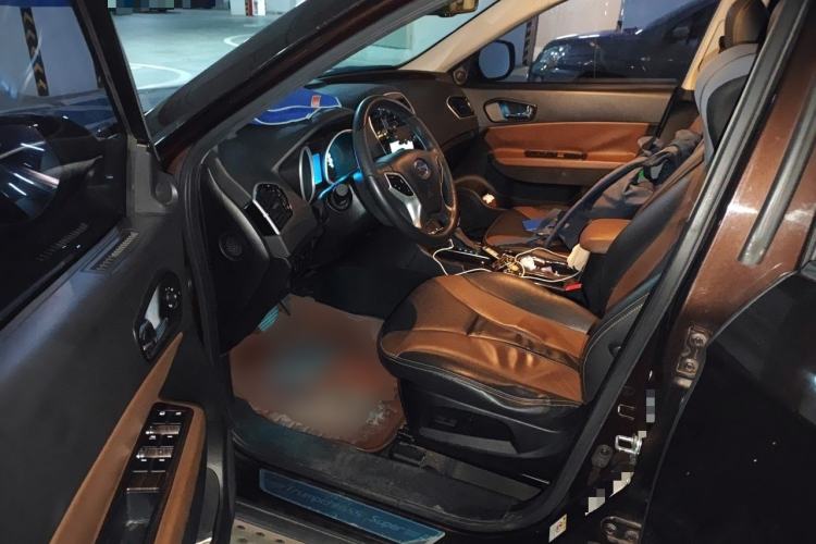 Used GAC Trumpchi GS5 Super 2015 1.8T Automatic Two-Wheel Drive Luxury Navigation Edition Driver Seat