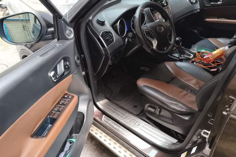 Used GAC Trumpchi GS5 Super 2015 1.8T Automatic Two-Wheel Drive Luxury Edition Driver Seat