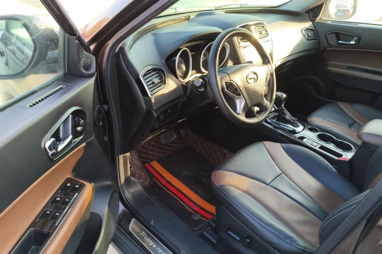 Used GAC Trumpchi GS5 Super 2015 1.8T Automatic Two-Wheel Drive Luxury Edition Driver Seat