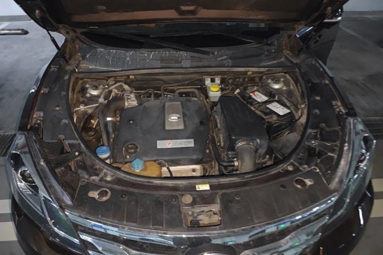 Used GAC Trumpchi GS5 Super 2015 1.8T Automatic Two-Wheel Drive Luxury Navigation Edition Engine Bay