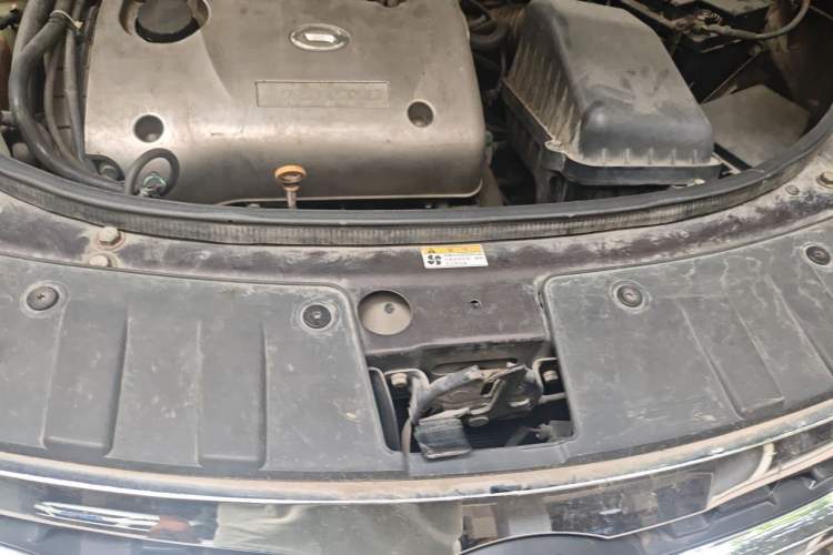 Used GAC Trumpchi GS5 Super 2015 2.0L Manual Two-Wheel Drive Elite Edition Engine Bay