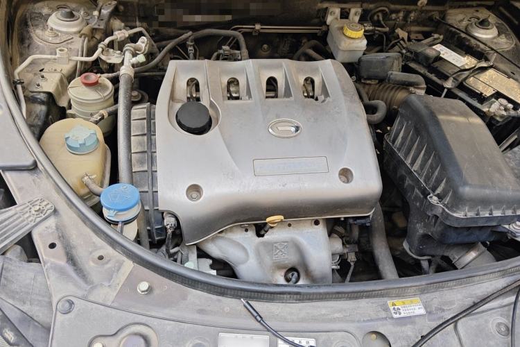 Used GAC Trumpchi GS5 Super 2015 2.0L Manual Two-Wheel Drive Comfort Edition Engine Bay