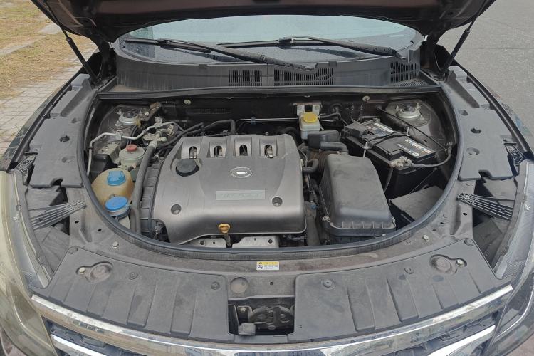 Used GAC Trumpchi GS5 Super 2015 2.0L Automatic Two-Wheel Drive Comfort Edition Engine Bay