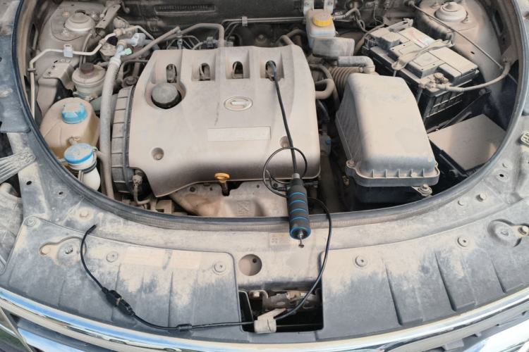 Used GAC Trumpchi GS5 Super 2015 2.0L Automatic Two-Wheel Drive Comfort Edition Engine Bay