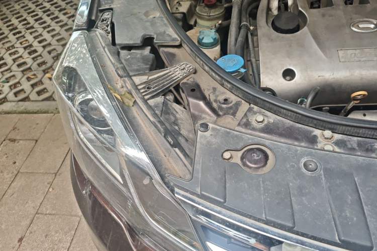Used GAC Trumpchi GS5 Super 2015 2.0L Manual Two-Wheel Drive Elite Edition Engine Bay Right