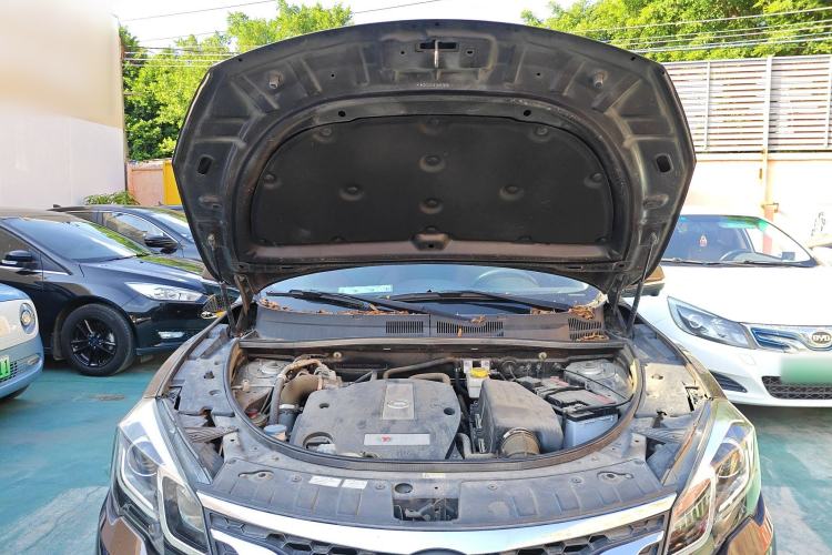 Used GAC Trumpchi GS5 Super 2015 1.8T Automatic All-Wheel-Drive Luxury Edition Engine Bay