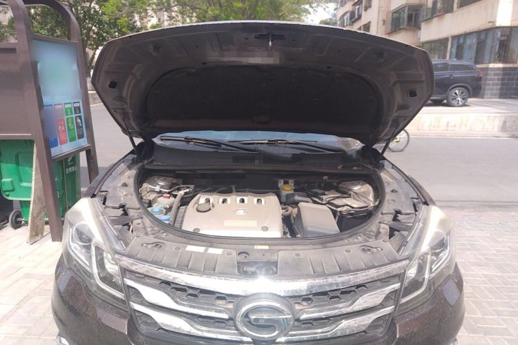 Used GAC Trumpchi GS5 Super 2015 2.0L Automatic Two-Wheel Drive Elite Edition Engine Bay