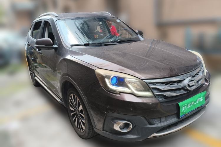 Used GAC Trumpchi GS5 Super 2015 1.8T Automatic Two-Wheel Drive Luxury Edition Front Right 45 Deg