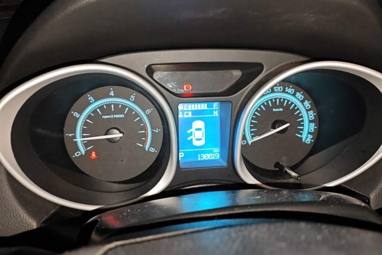 Used GAC Trumpchi GS5 Super 2015 1.8T Automatic Two-Wheel Drive Luxury Navigation Edition Instrument Cluster