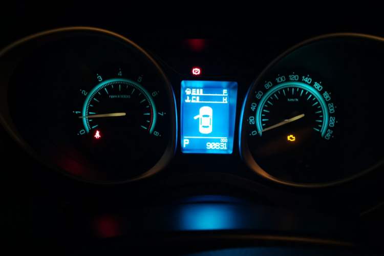 Used GAC Trumpchi GS5 Super 2015 1.8T Automatic All-Wheel-Drive Luxury Edition Instrument Cluster