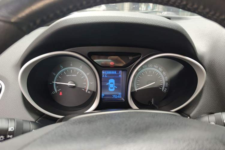 Used GAC Trumpchi GS5 Super 2015 1.8T Automatic Two-Wheel Drive Elite Edition Instrument Cluster