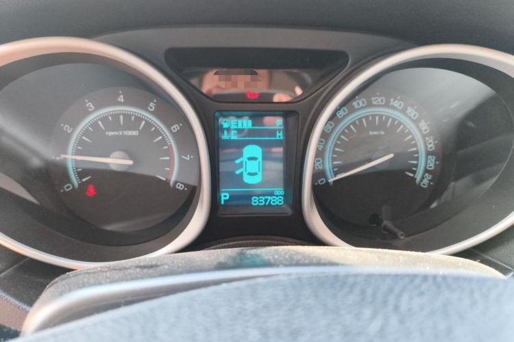 Used GAC Trumpchi GS5 Super 2015 2.0L Automatic Two-Wheel Drive Comfort Edition Instrument Cluster
