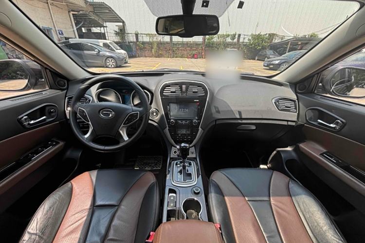 Used GAC Trumpchi GS5 Super 2015 1.8T Automatic All-Wheel-Drive Luxury Edition Interior 10