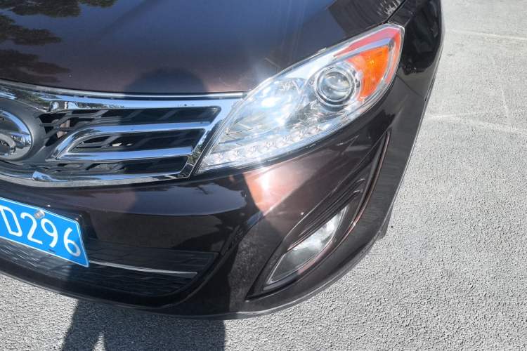 Used GAC Trumpchi GS5 Super 2015 2.0L Automatic Two-Wheel Drive Comfort Edition Left Front Headlight