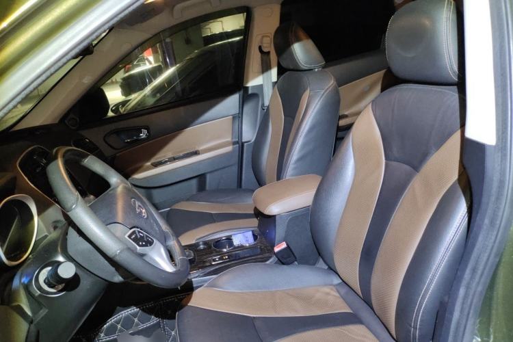 Used GAC Trumpchi GS5 Super 2015 1.8T Automatic Two-Wheel Drive Luxury Navigation Edition Left Front Seat