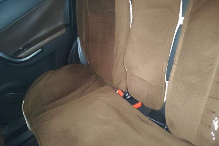 Used GAC Trumpchi GS5 Super 2015 2.0L Manual Two-Wheel Drive Elite Edition Left Rear Seat