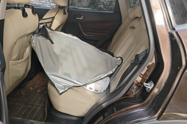 Used GAC Trumpchi GS5 Super 2015 2.0L Manual Two-Wheel Drive Comfort Edition Left Rear Seat