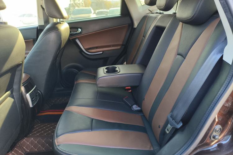 Used GAC Trumpchi GS5 Super 2015 1.8T Automatic Two-Wheel Drive Luxury Edition Left Rear Seat