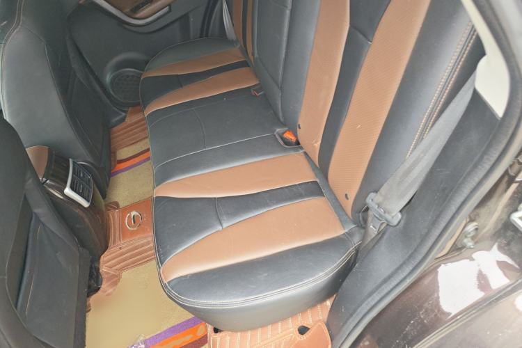 Used GAC Trumpchi GS5 Super 2015 1.8T Automatic All-Wheel-Drive Luxury Edition Left Rear Seat